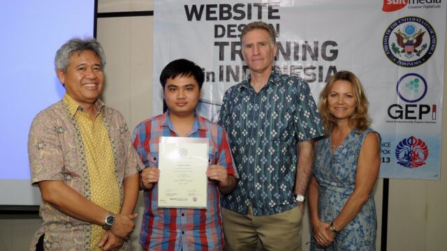 Indonesian students ride the ecommerce wave