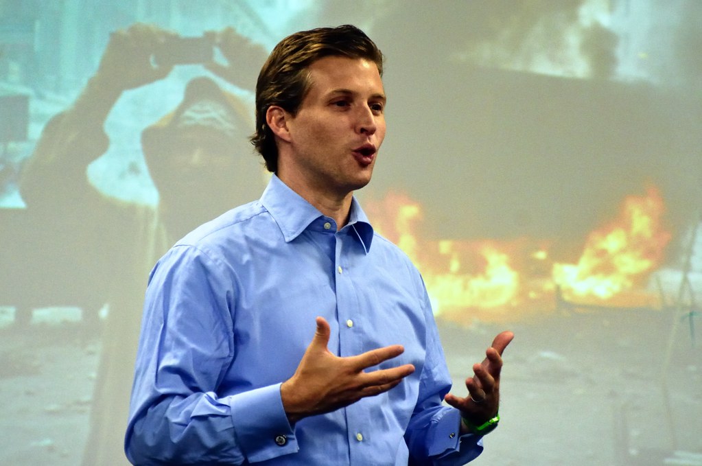 Project r evolution conference, with alec ross and emily banks