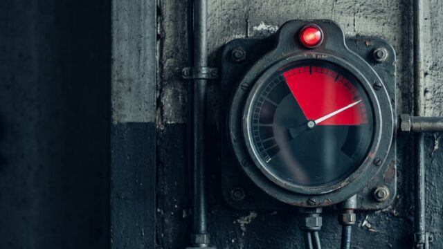 Photograph accompanying Google Is Testing a Red “Slow” Warning in SERP for Slower Than Normal Sites
